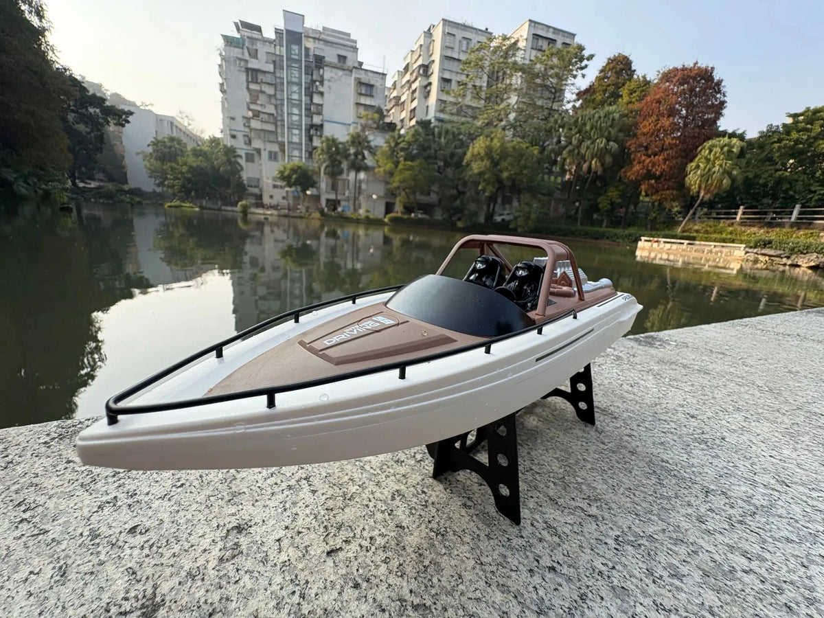 Bateau radiocommandé piscine Shop Radiocommandé